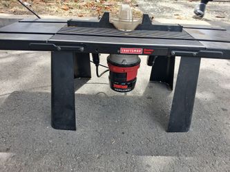 USA router w stand table