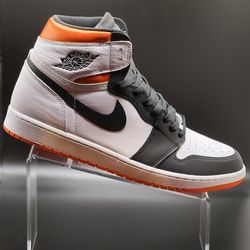 Air Jordan 1 Retro High 