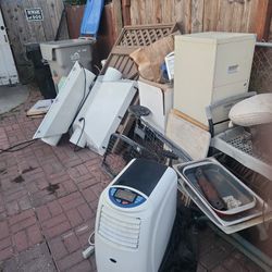 Got some ballasts, cabinets, chairs, random stuff, let me know today, giving stuff away. Let me know if you wanna stop by and pick anything up and thi