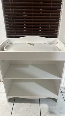 Diaper Changing Table/Organizer