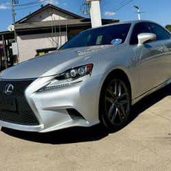 2016 Lexus iS200t 