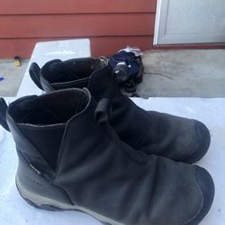 KEEN 1025526 Greta Wimen’s Grey Leather Waterproof Snow Boot Size 42/11US