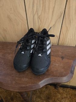 Kids Cleats