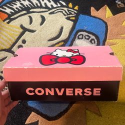 hello kitty Converse 
