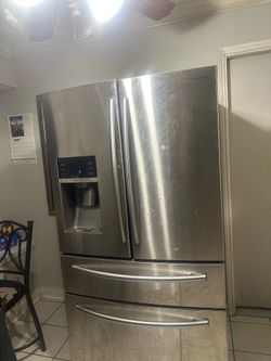 Refrigerator Samsung