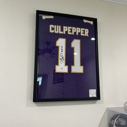 Minnesota Vikings QB Daunte Culpepper Signed NFL Jersey With Frame  100$