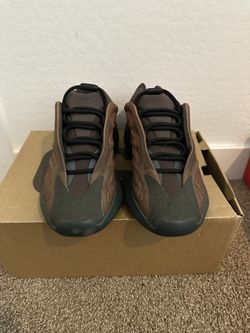 Yeezy 700