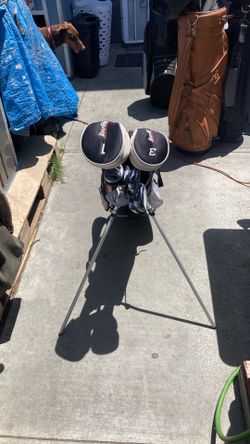 Golf Women’s RH Tour Edge w/Matching Stand Bag