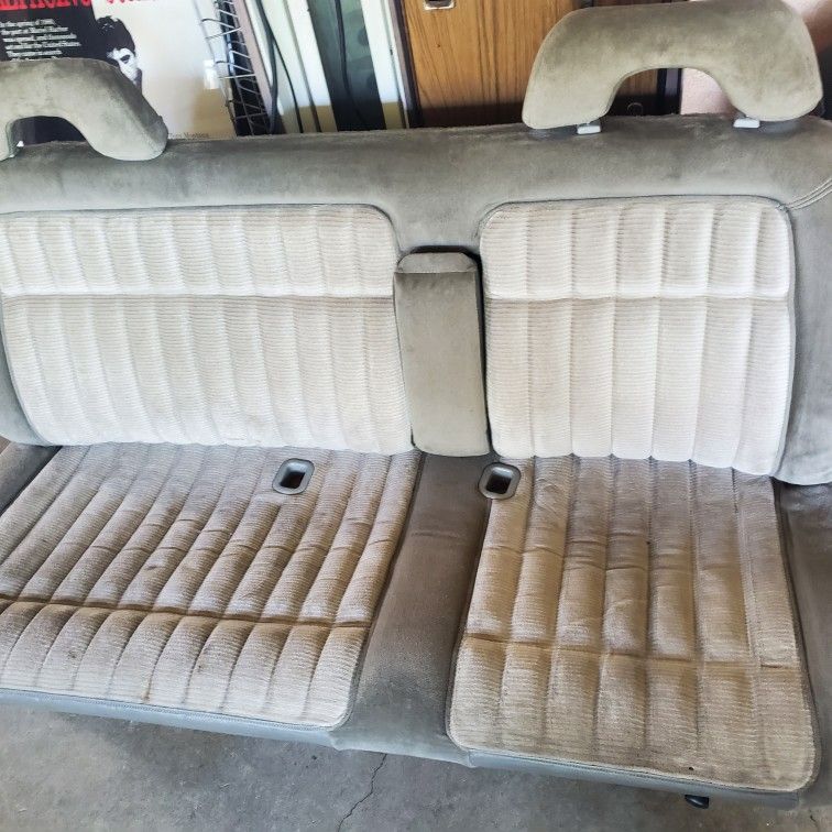 C10 Seat ( Gray )