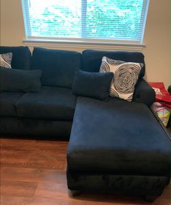 Sectional with end table
