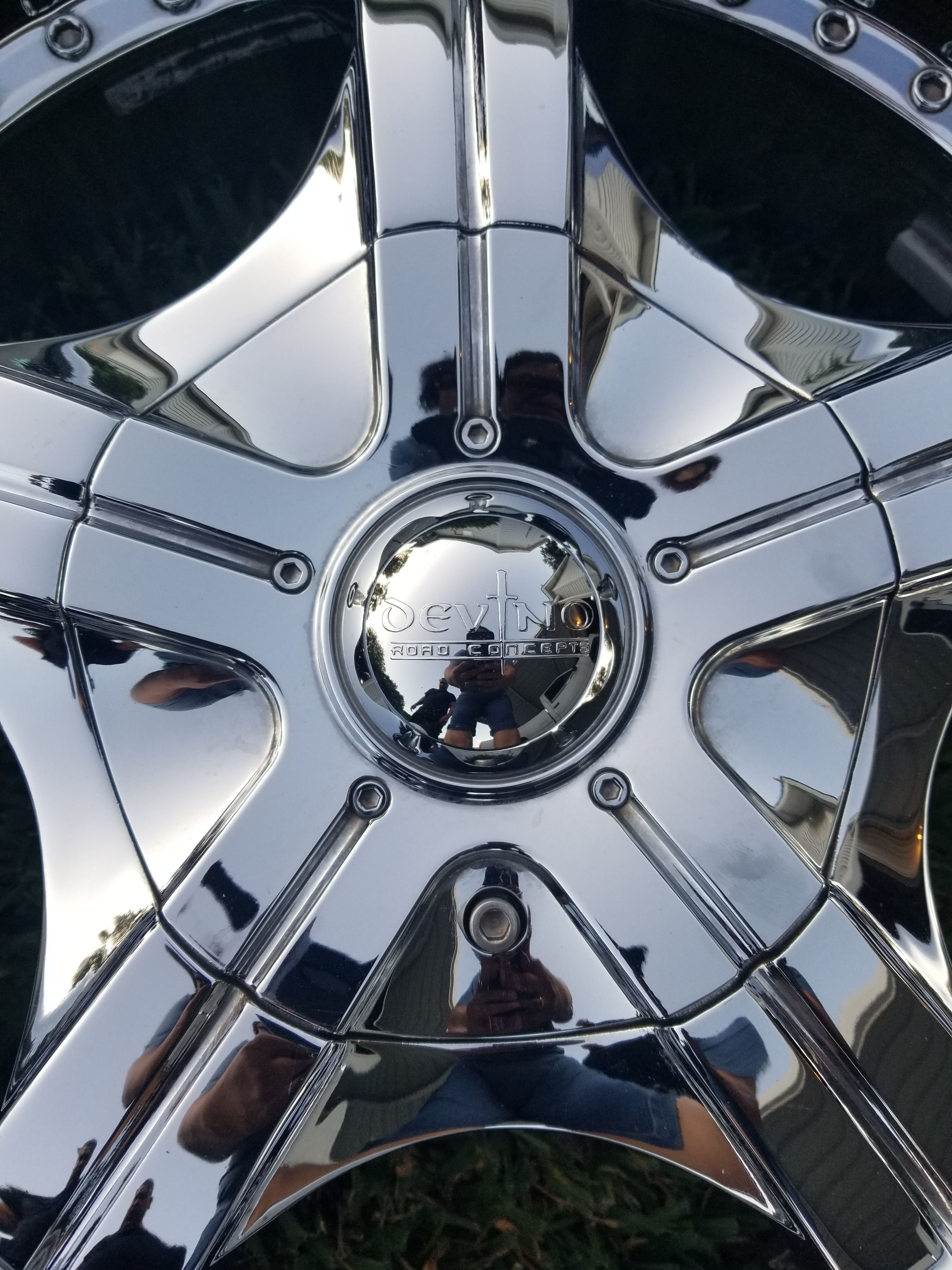 20" Devino brand 6 lug Universal Chrome Rims