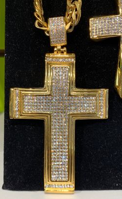 Stainless Steel Iced Out Cross and Chain Set