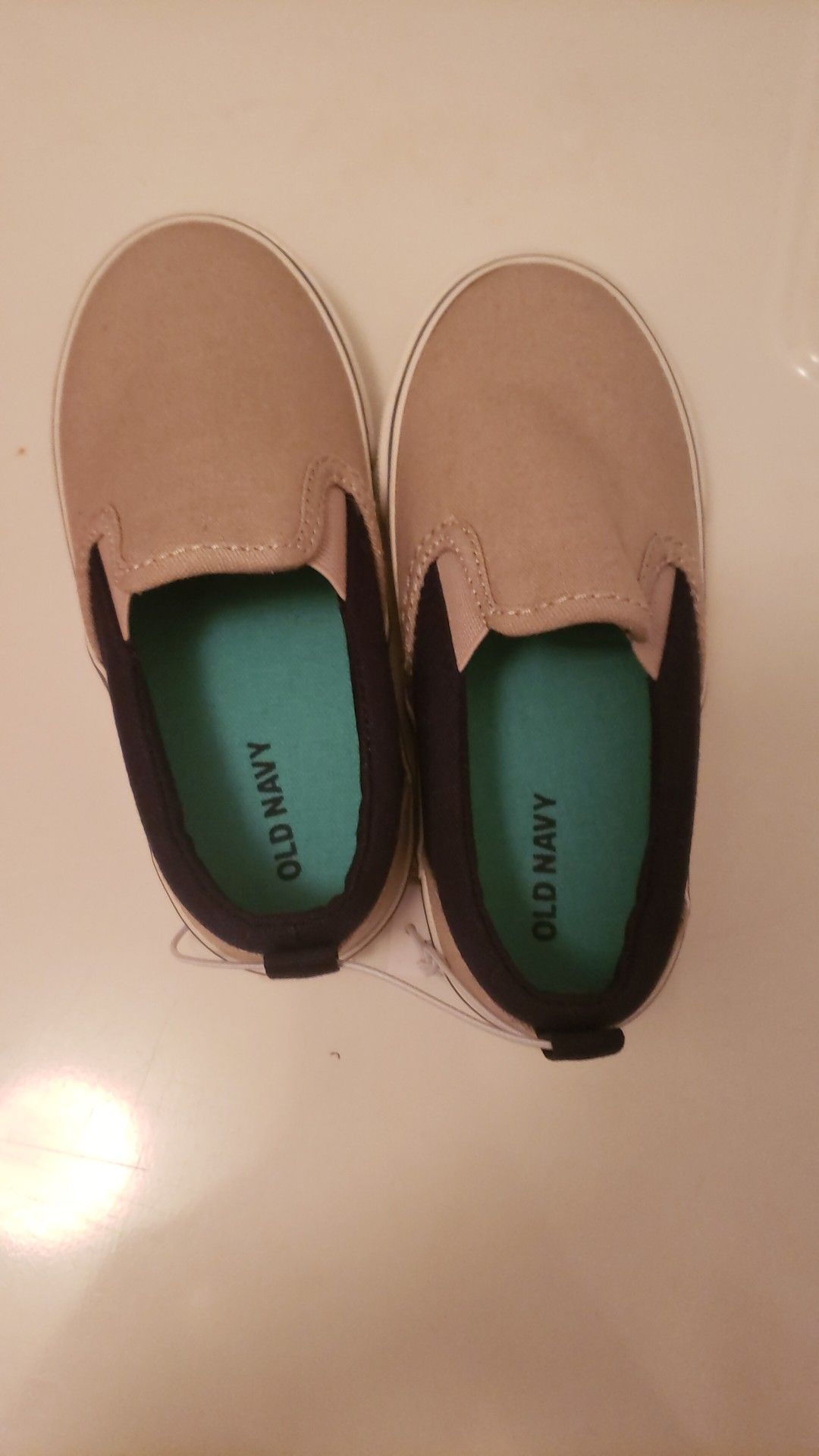Old navy toddler size 8