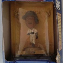 Sammy Sosa Headliners Commemorative Figure 66 Home Runs