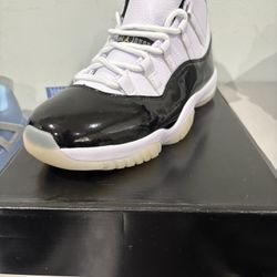 Jordan Retro “ Gratitude 🙏 11s” Men’s SZ 10, 