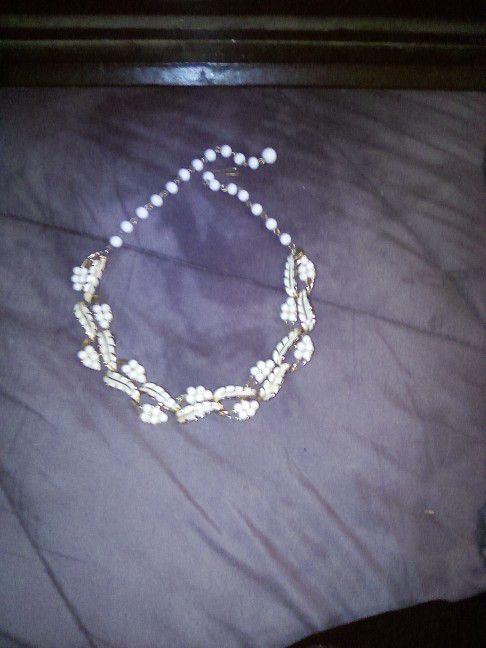 Vintage Coro Enamel Pearl Leaf Necklace 