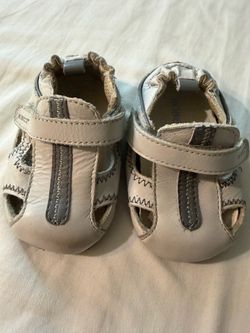 Robeez 3-6 months