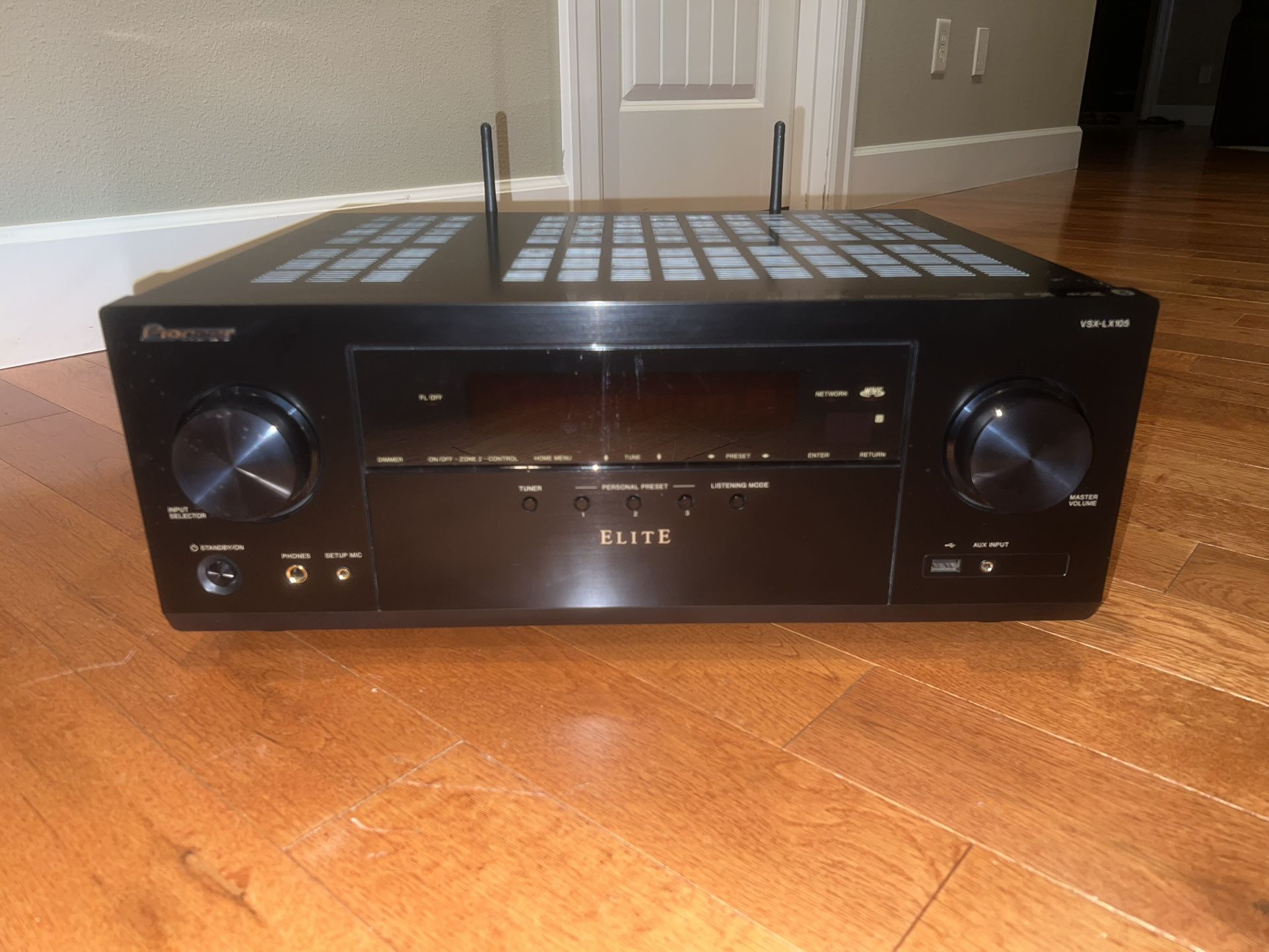 Pioneer ELITE 8K VSX-LX105 7.2 channels AV Receiver