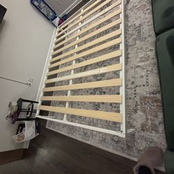 Queen Bedframe