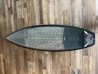Randal Taylor 5”11 Short board Around 30 L