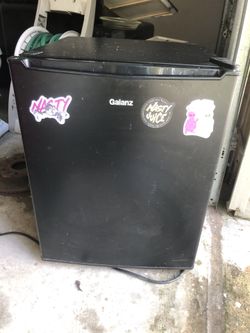Mini fridge