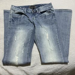Buckle Look Alike Jeans