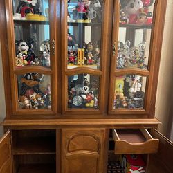 Hutch Cabinet 
