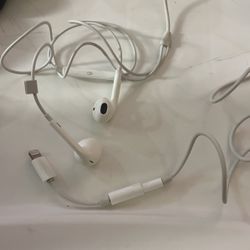 Apple AirPods 
