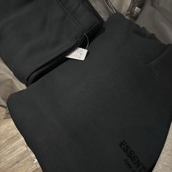 Essentials “Fear of God”