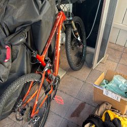 2015 Trek Fuel EX 7 Full Suspension Bike