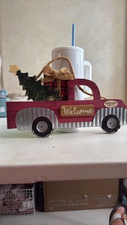 Rustic Christmas Truck with Tree – Hanging Holiday Decor