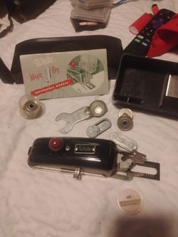 White magic key buttonhole worker