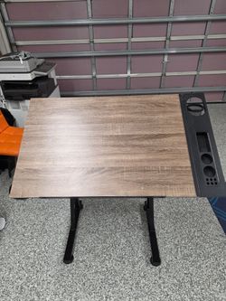 Artist drawing table