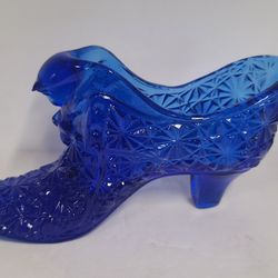 Vintage Fenton Cobalt Blue Daisy Button Cat Head Glass Shoe Figurine 