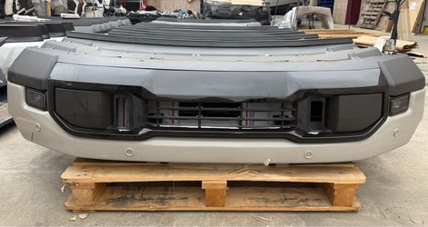 2023 2024, 2025 GMC Sierra front bumper complete