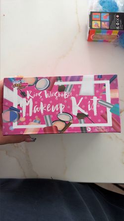 Kids Washable Makeup Kit