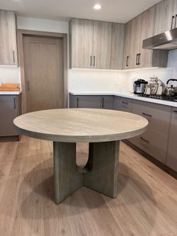 Modern Round Dining Table Set – 6 Chairs Included – Wood Finish