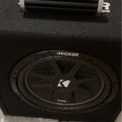 Kicker 12’’ Subwoofer with Kicker DXA250.1 Amplifier