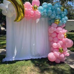 Gender Reveal Balloons/ Balloon Garland