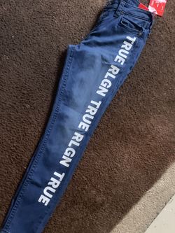 Brand new never worn size 32