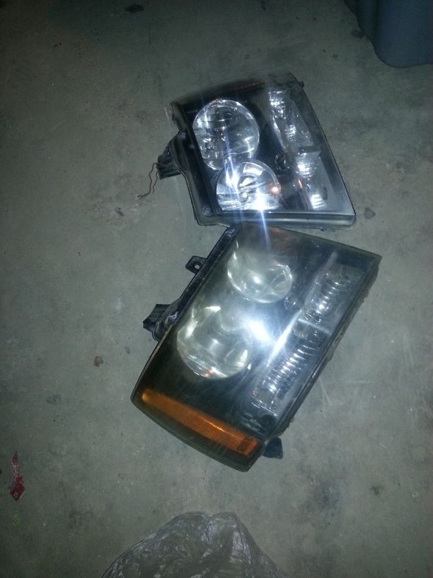 Chevy tohoe head lights