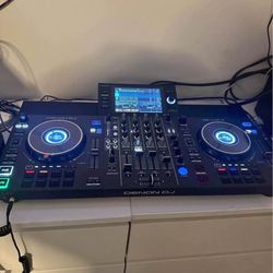 Denon DJ Live C4 $1100