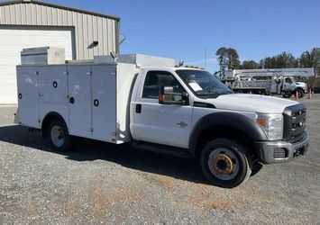 2016 Ford F-550 Chassis