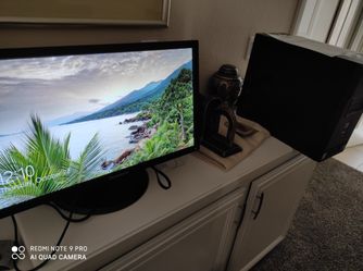 Lenovo 22"& powerspech Windows 10 desktop