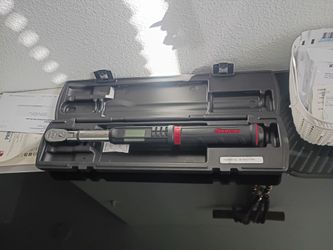 Digital torque wrench 3/8