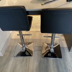 3 Gray Barstools 