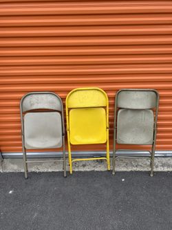 Metal folding chairs