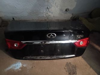 Infiniti q50 trunk 2014-2017