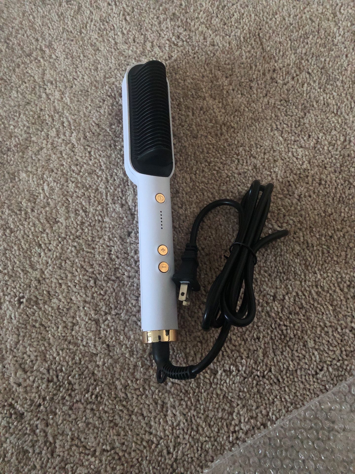 heating straight hair comb