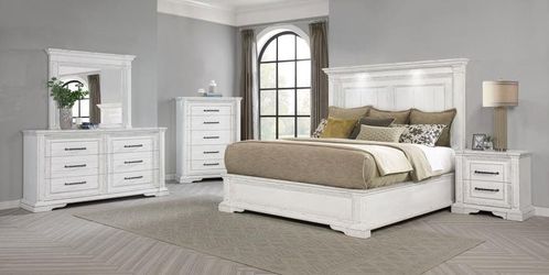 Vintage white finish 5 pc bedroom set w/traditional architectural elements